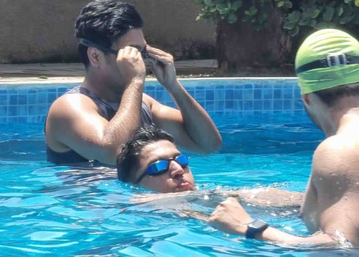 Dahanu Resort pool party